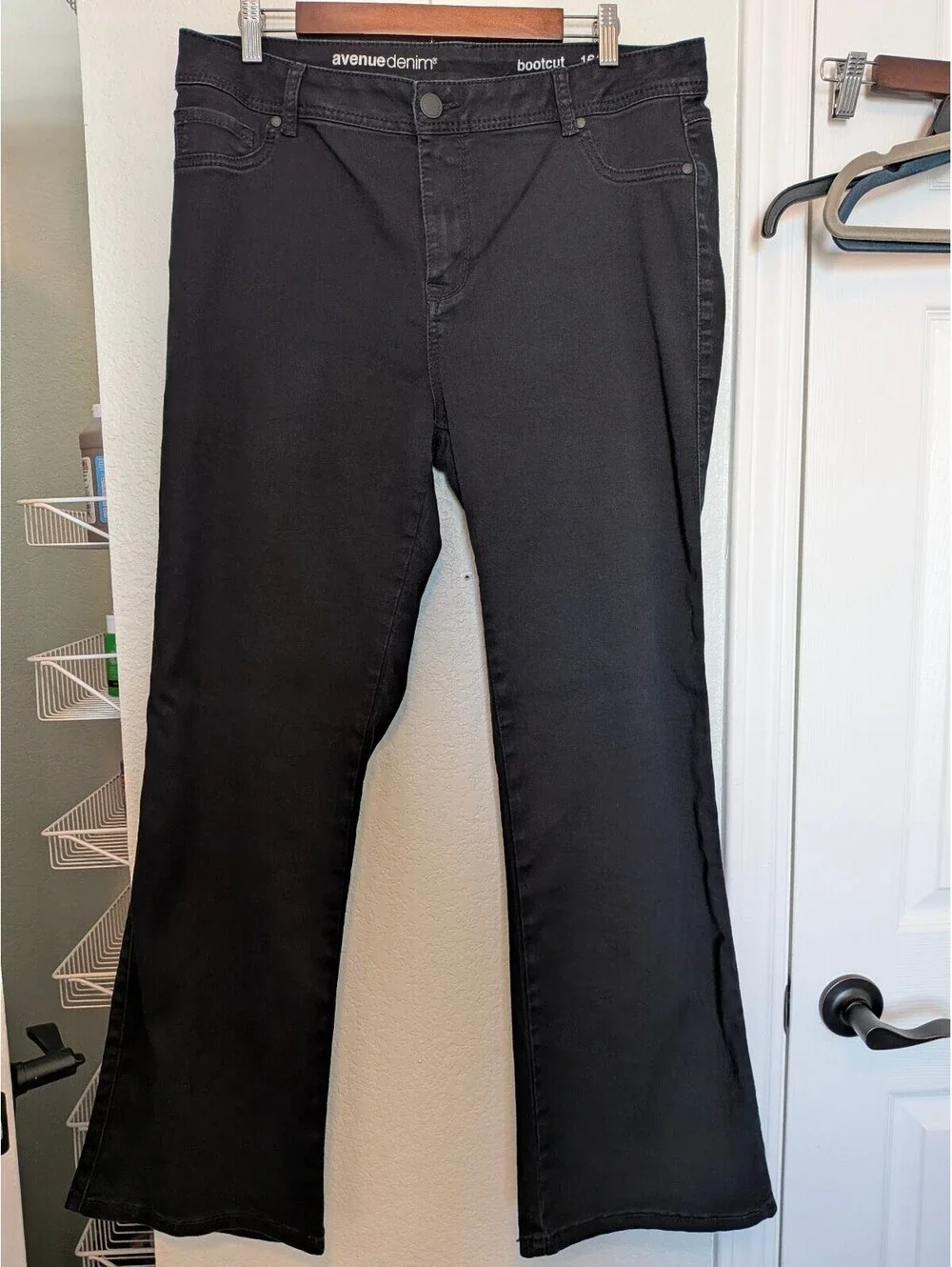 Avenue Women's Black Bootcut Stretch Denim Jeans Size 16 - Business Casual